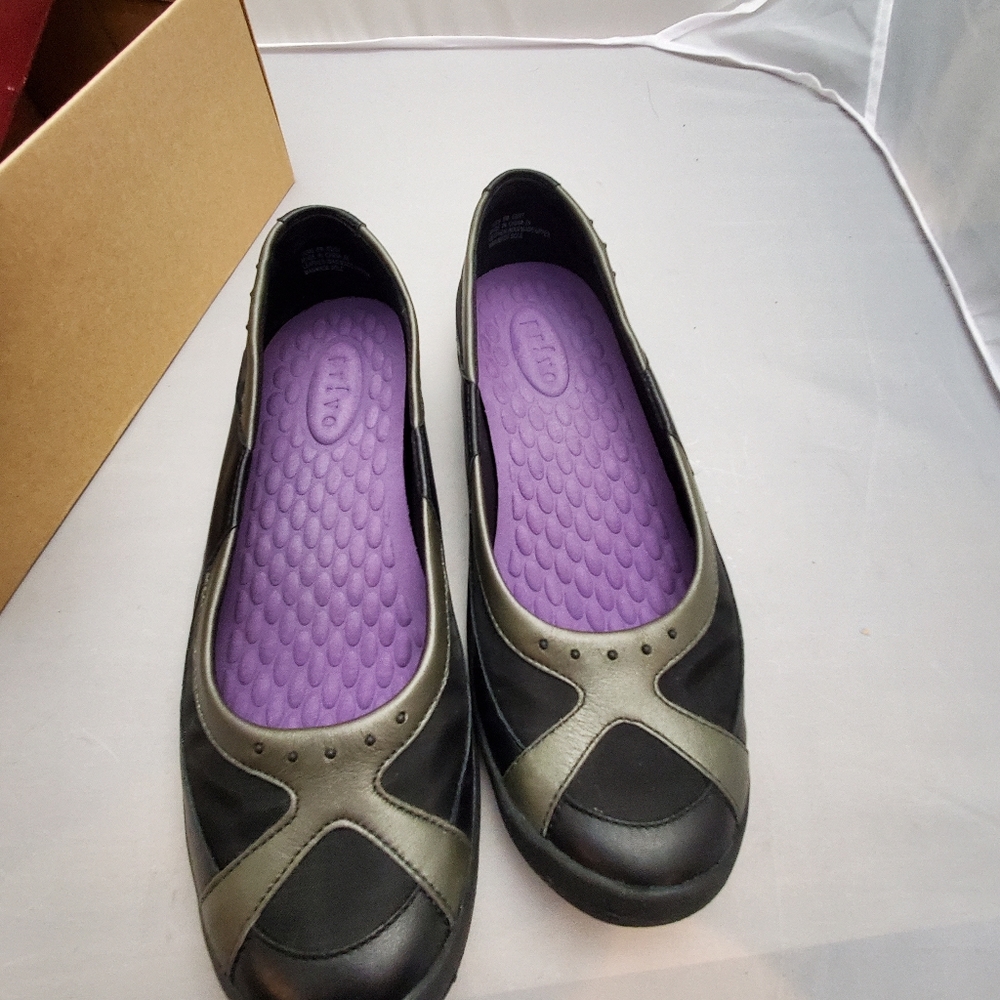 Womens Privo by Clark's Ballet Flats sz8 new